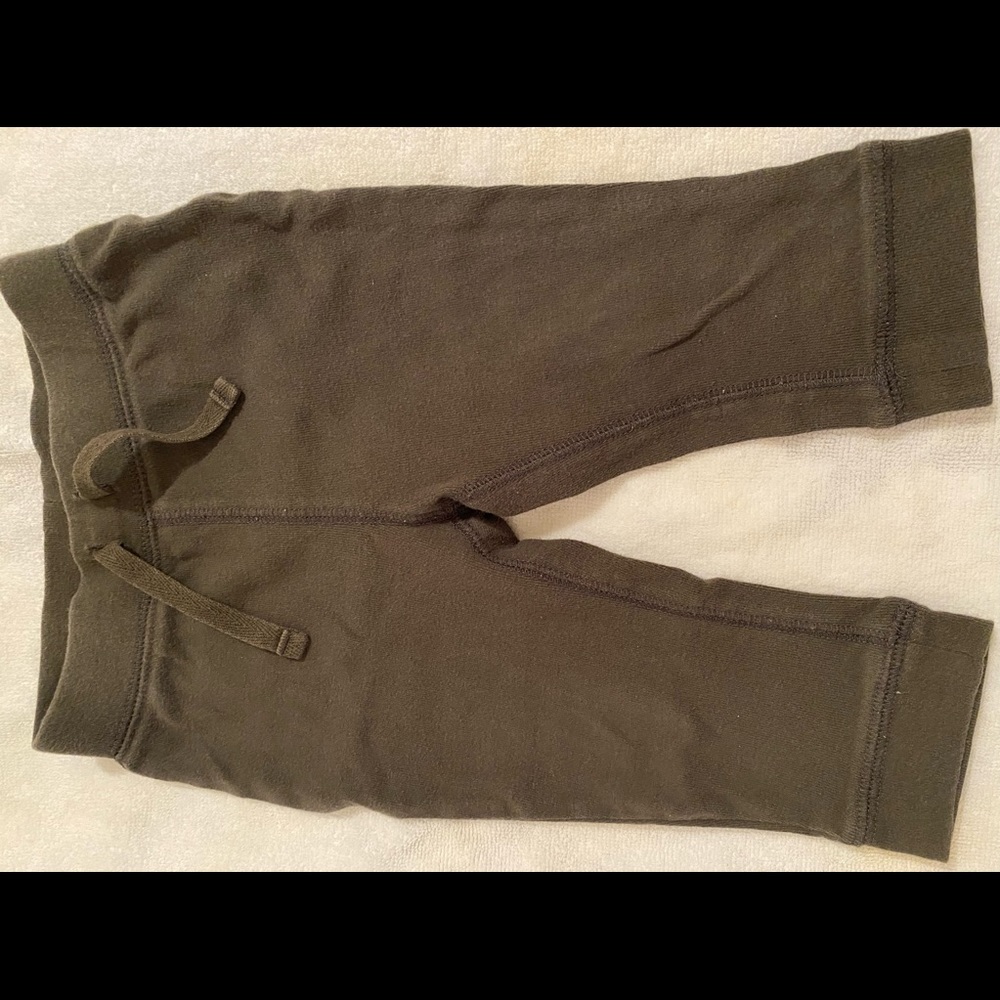Old navy pajama pants. With elastic waistband